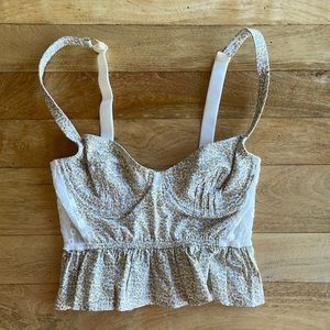 Dainty flower and lace coreset top
